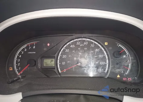 2013 Toyota Sienna Le V6 8 Passenger z USA, uszkodzony, nr VIN 5TDKK3DC7DS352293